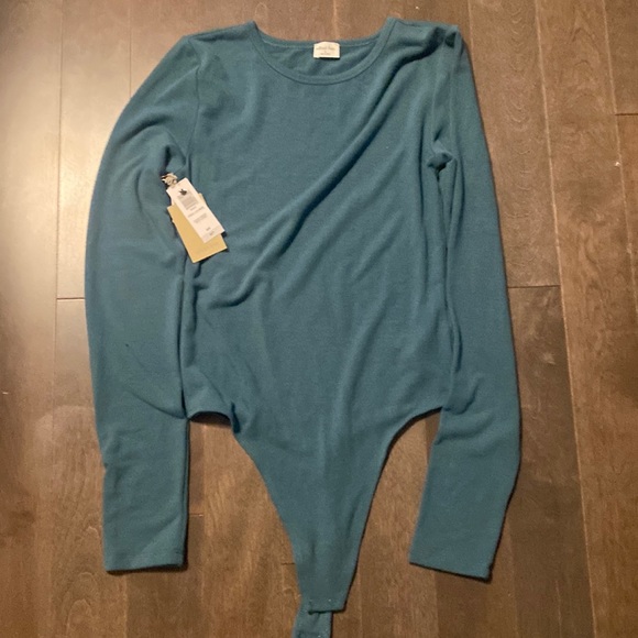 Aritzia Tops - Wilfred Free Free lounge bodysuit, size M